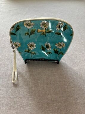 Liz Claiborne vintage blue floral clutch.